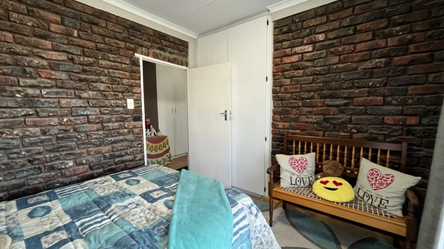 3 Bedroom Property for Sale in Dana Bay Western Cape
